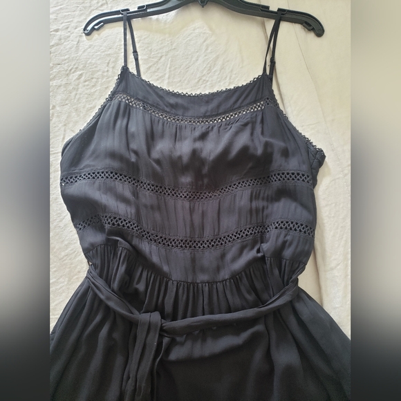 Wilfred Honoree black midi dress sz M - Picture 9 of 14